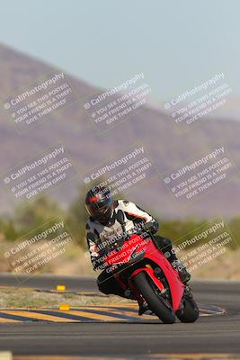 media/Nov-06-2023-Moto Forza (Mon) [[ce023d0744]]/3-Intermediate Group/Session 3 (Turn 5)/